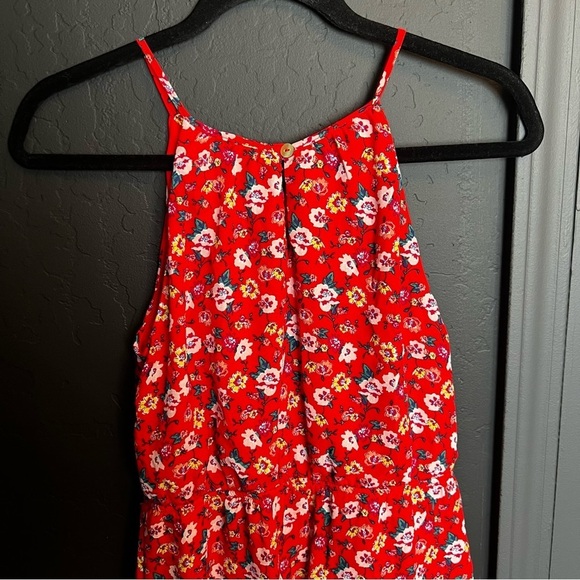 Harper Heritage Wrap Sleeveless Floral Dress Color: floral/red size: S - Picture 5 of 8